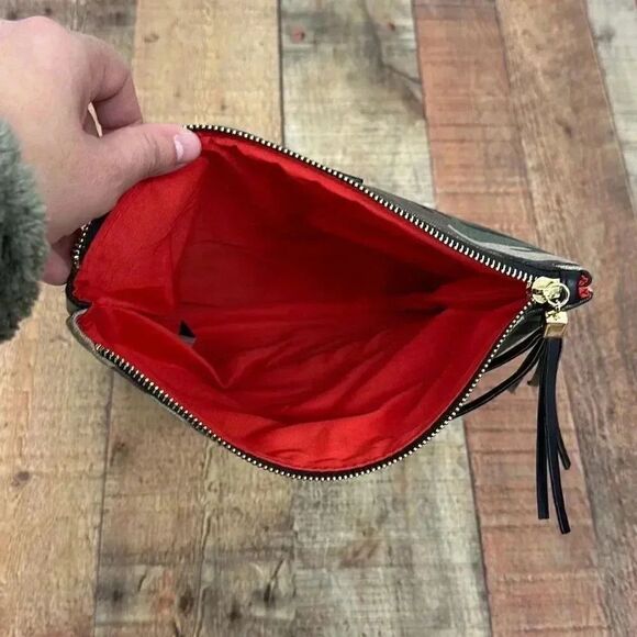 Funky Monkey Camo Foldover Clutch Camouflage with Red Interior - Picture 8 of 9